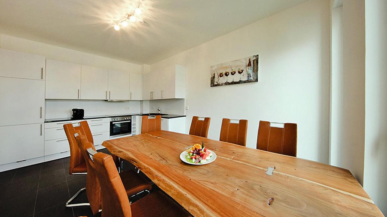 DiningRoom DiningRoom